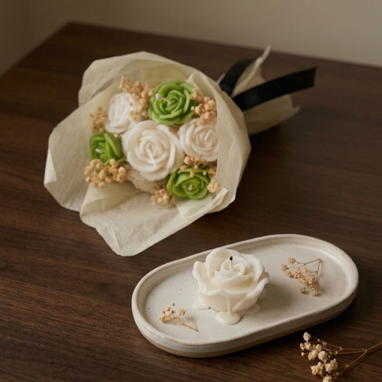 Lime Green and White Scented Bouquet Candle
