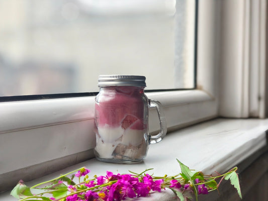 Vanilla Berry Latte Scented Candle | Ivory Jar | Coconut-Soy Wax | 255g | Minimalist Design