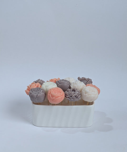 Ceramic Aurora Bouquet Scented Candle | 400g | Coconut-Soy Wax | Decorative Candle