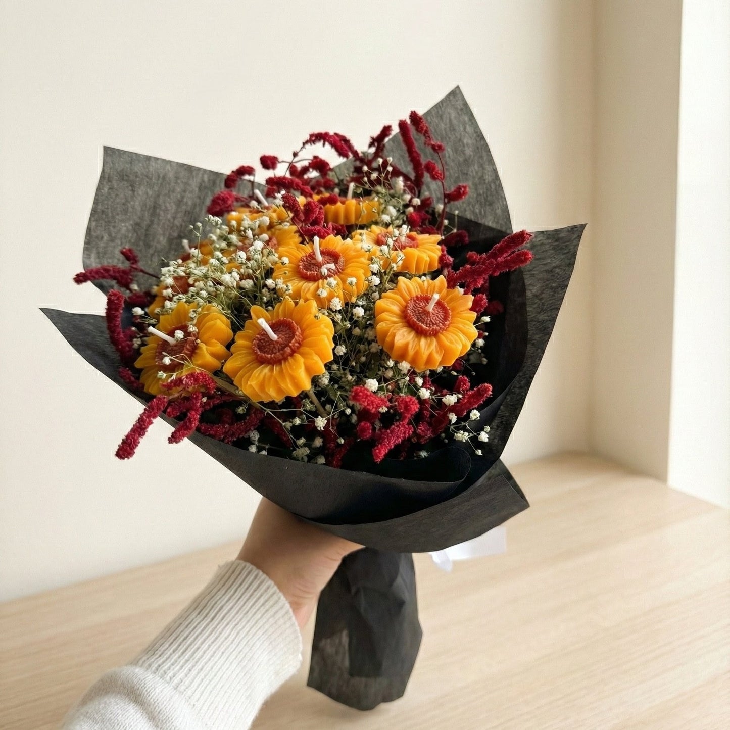 Sunflower Scented Bouquet with Flower Melts | Floral Fragrance | Premium Soy Wax | Ceramic Tray Included (FREE)