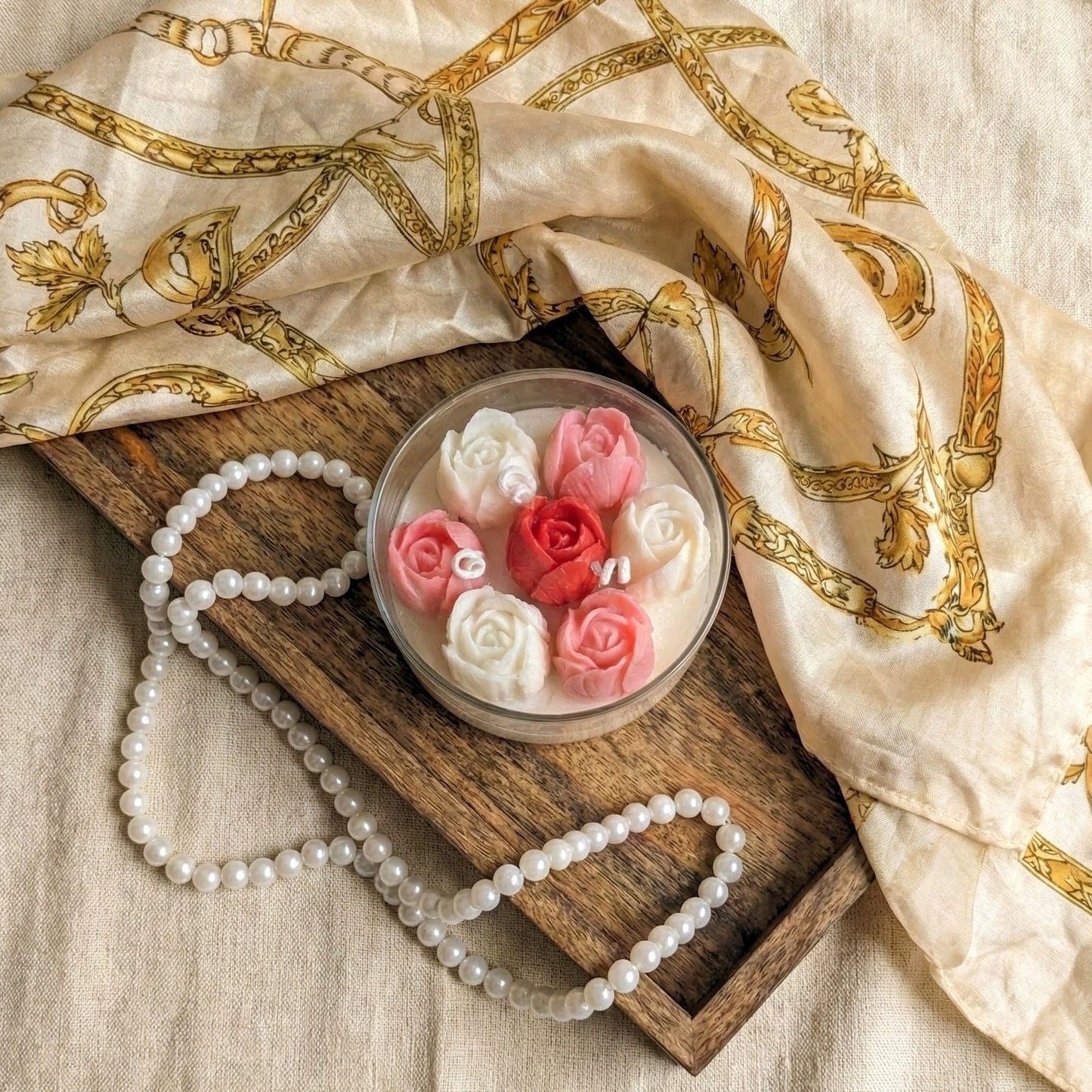 Tulip Meadow Scented Candle | Bowl Jar | Coconut-Soy Wax | 330g | Minimalist Design