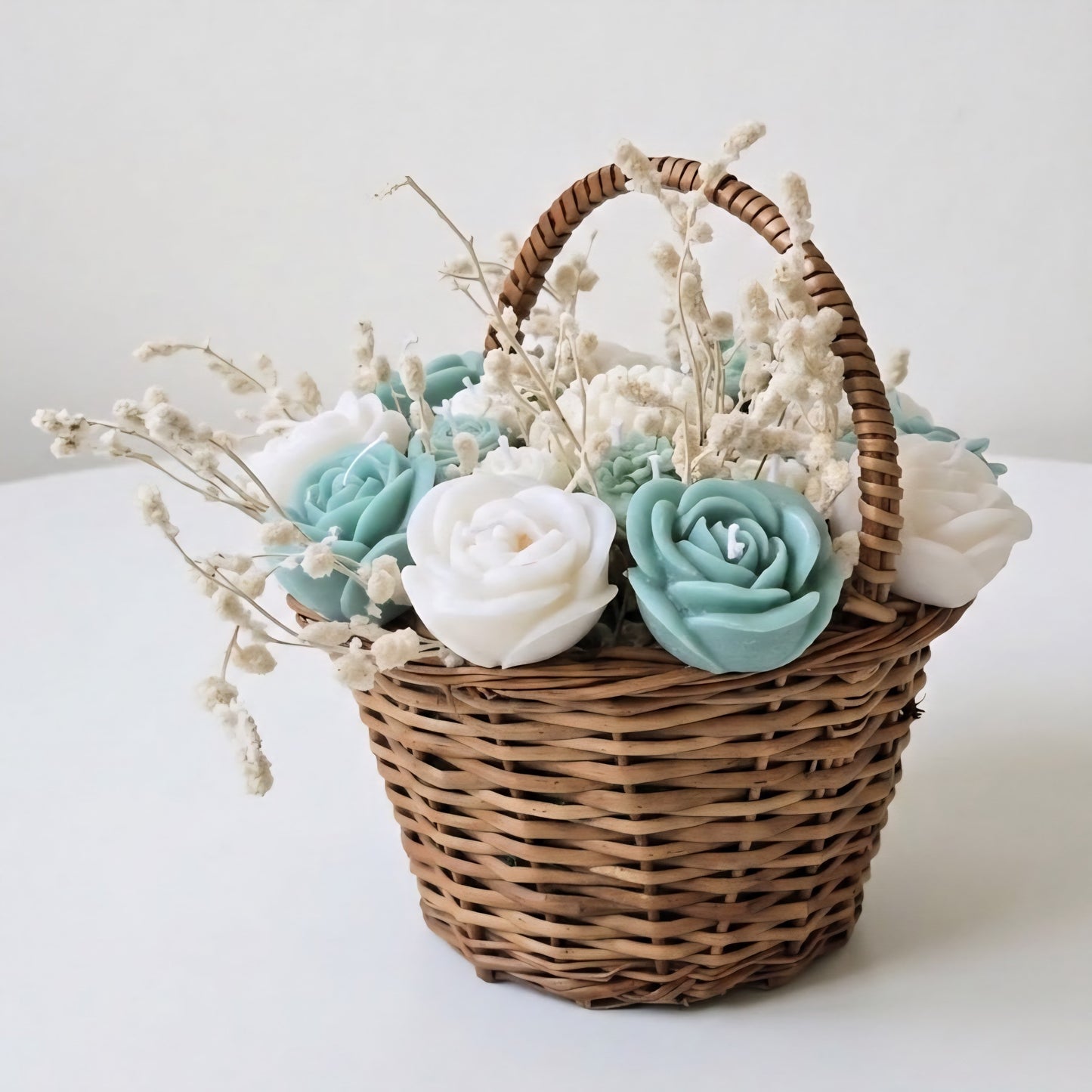 Wooden Round Basket Multi-Floral Bouquet Scented Candle | Flower Melts | Floral Fragrance | Natural Soy Wax | Ceramic Tray Included (FREE)