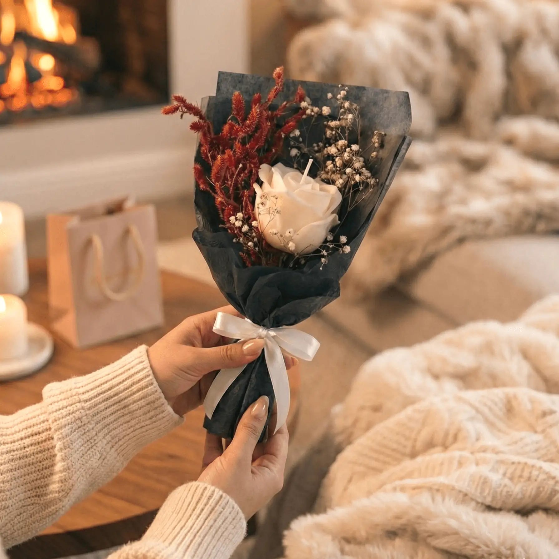 Big Rose Scented Bouquet Candle Demooo - igniquecandles