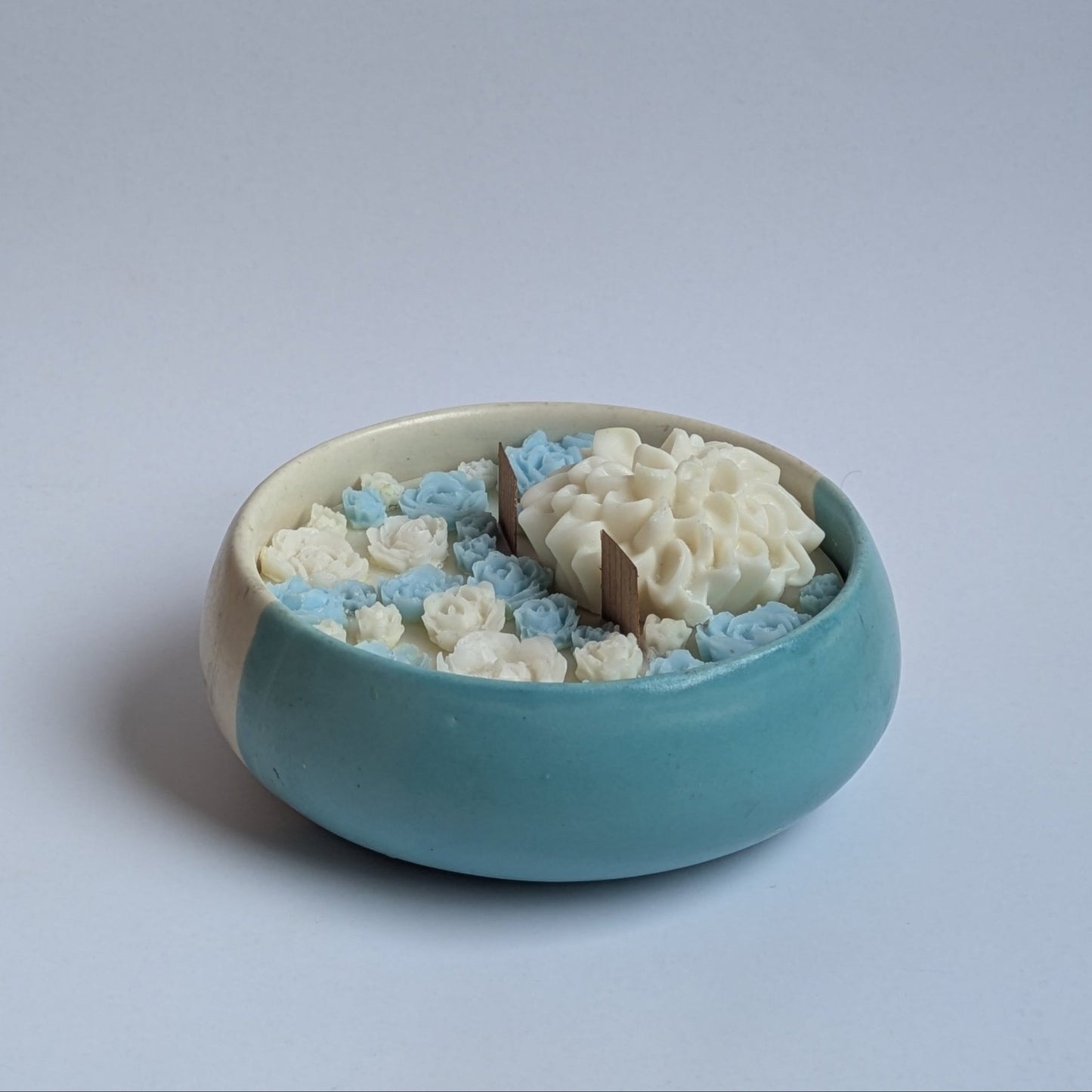 Ceramic Garden Reverie Scented Candle - igniquecandles