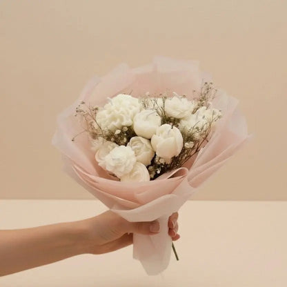 Ivory Scented Bouquet Candle