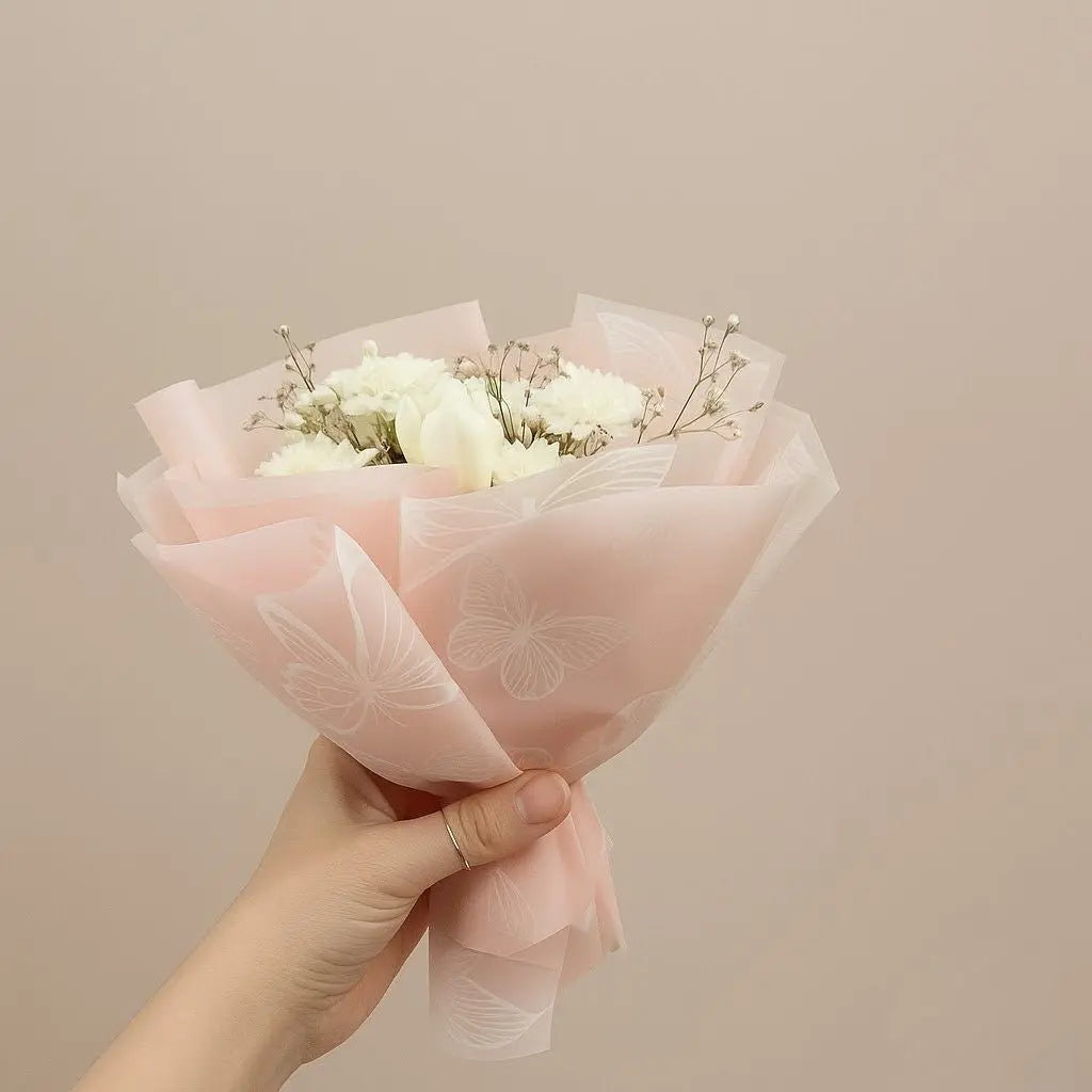 Ivory Scented Bouquet Candle